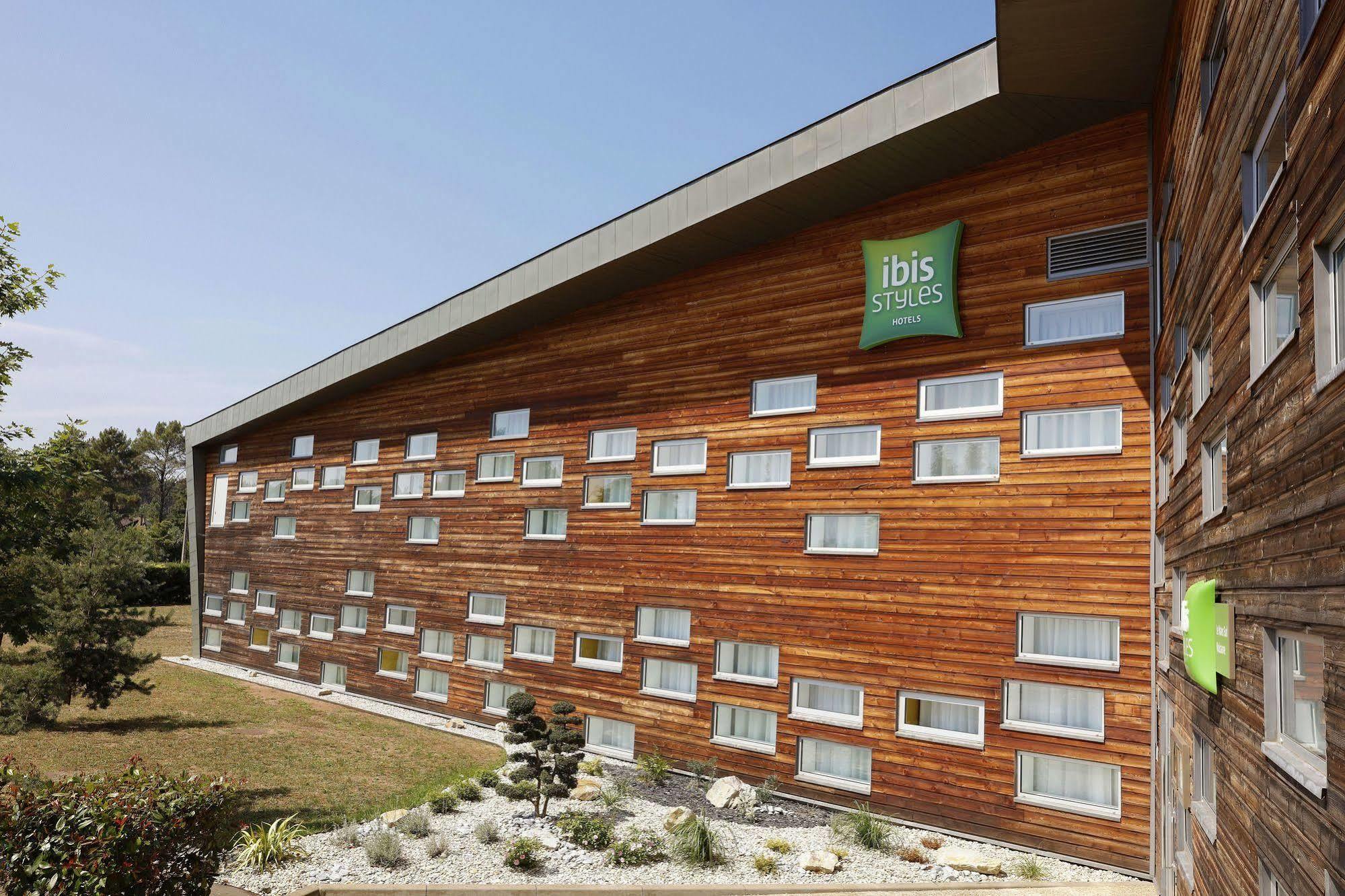 Ibis Styles Le Mans Sud Mulsanne Hotel Exterior photo